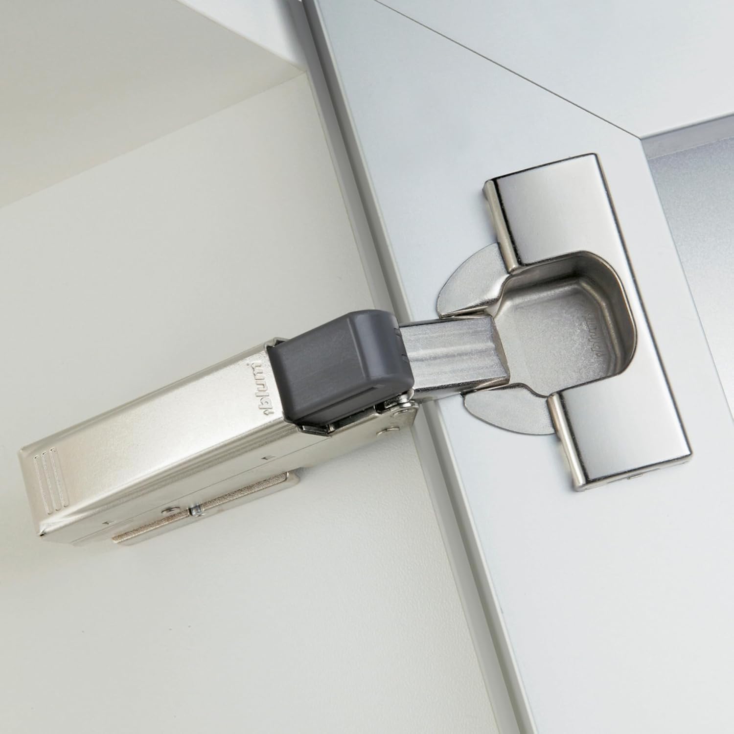 Blum Blumotion Charnière de porte à bras droit Finition nickel, pack of 20, 20