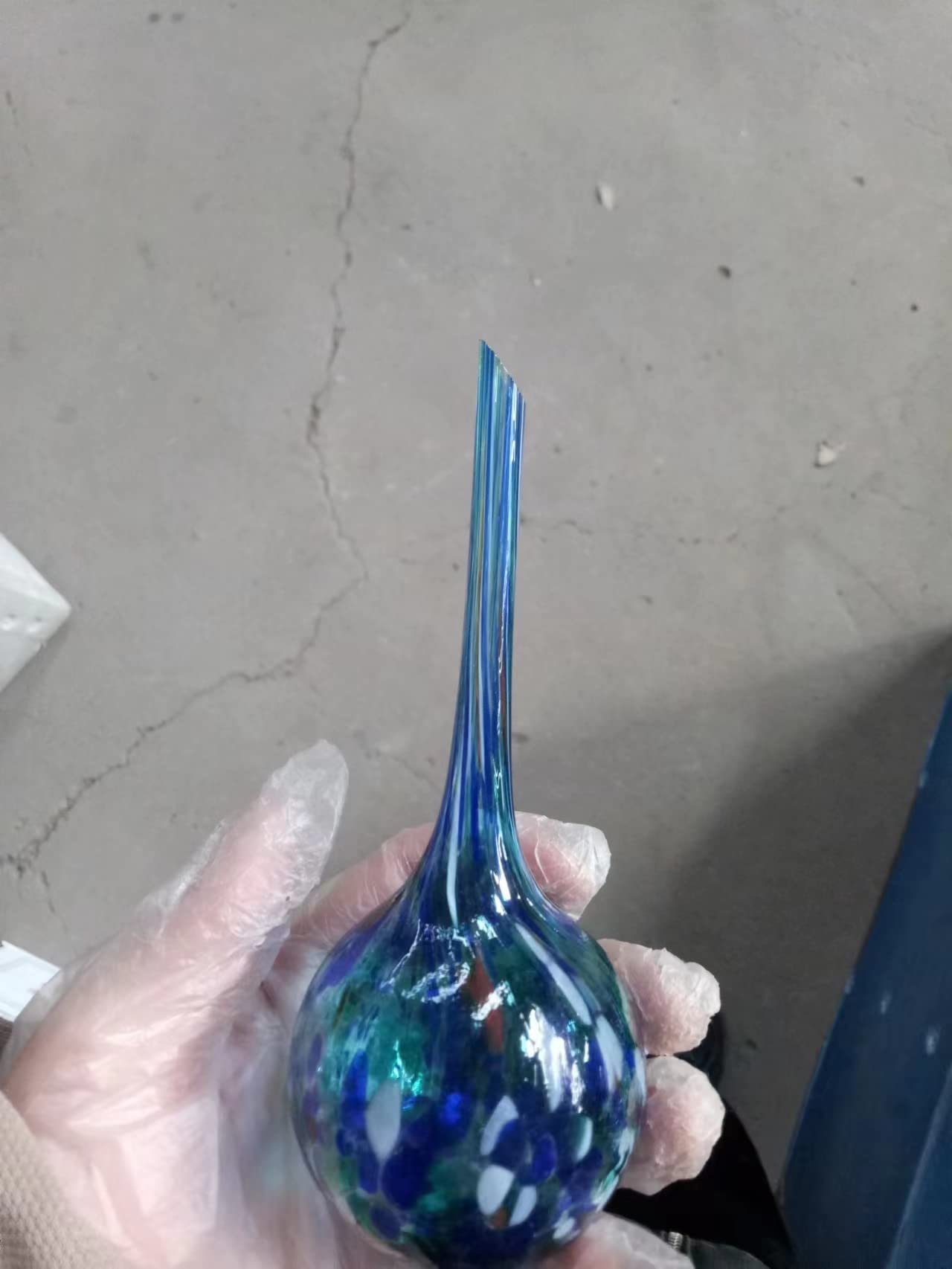 16 Stück Pflanzenbewässerungskugeln, 6.1x15.2 cm, 8 Farben, mundgeblasenes Glas, Pflanzenbewässerungssystem, Glas, Pflanzenbewässerung, Innen- und Außenbereich, Urlaub