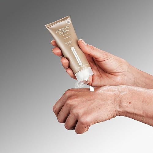Miniatura 3 de Margaret Dabbs London Pure - Crema de manos reparadora profunda, hidratación duradera para pieles muy secas, aroma a rosa y limón, 2.5 fl oz