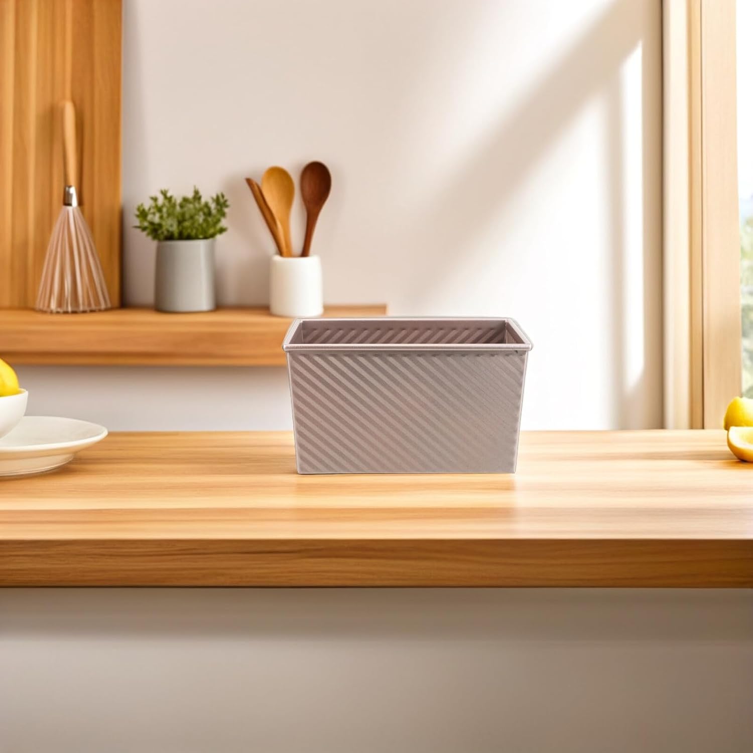Carbon Steel Corrugated Loaf Pan Medium Non-stick Bread Baking Tray Mold for Toast and Meatloaf Kitchen Bakeware Rose Gold without Lid Suitable for Home Oven Baking
