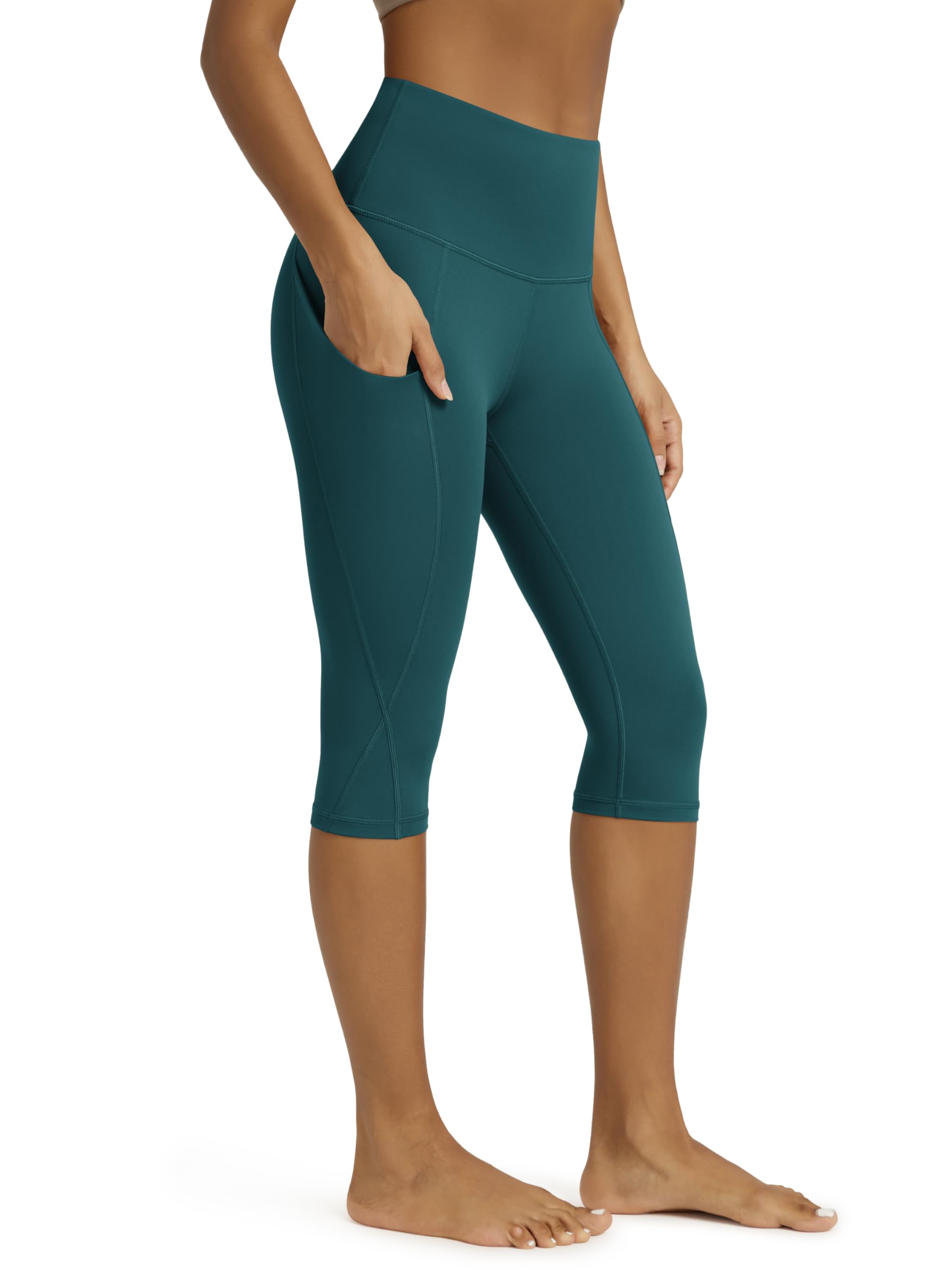 ODODOS Women's High Waisted Yoga Capris with Pockets, Tummy Control Non See Through Workout Athletic Running Capri Leggings