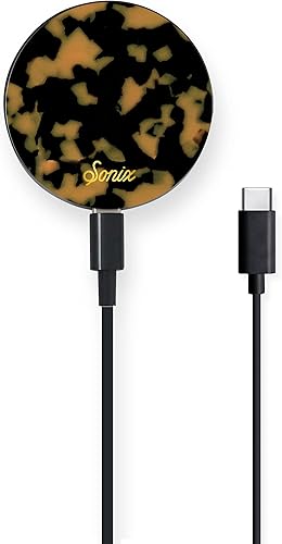 Sonix x Sanrio Charger Compatible con MagSafe Cargador inalámbrico rápido x cable de 6.5 pies (USB-C) Hello Kitty Strawberry Milk