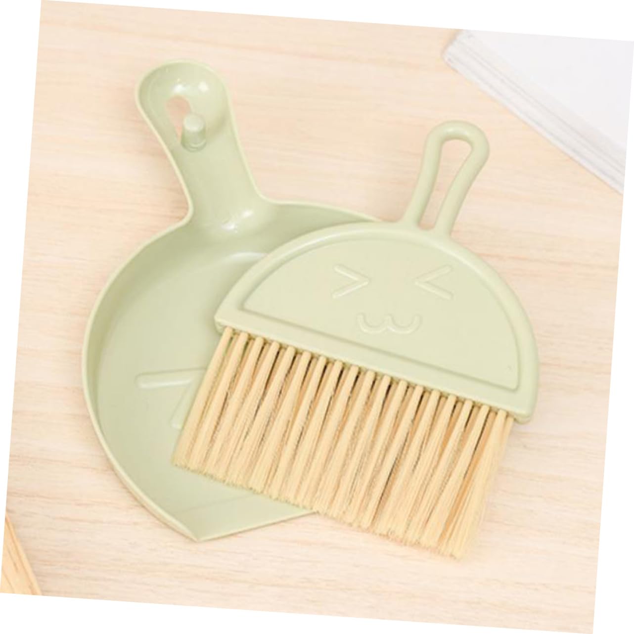 Healeved 4 Sets Desktop Fan Broom Broom Pet Broom Cleaning Broom and Dustpan Small Pan Small Hand Dustpan Multi-Function Dust Pan Multi Function Cleaning Brush Hand Brush Nylon Wool