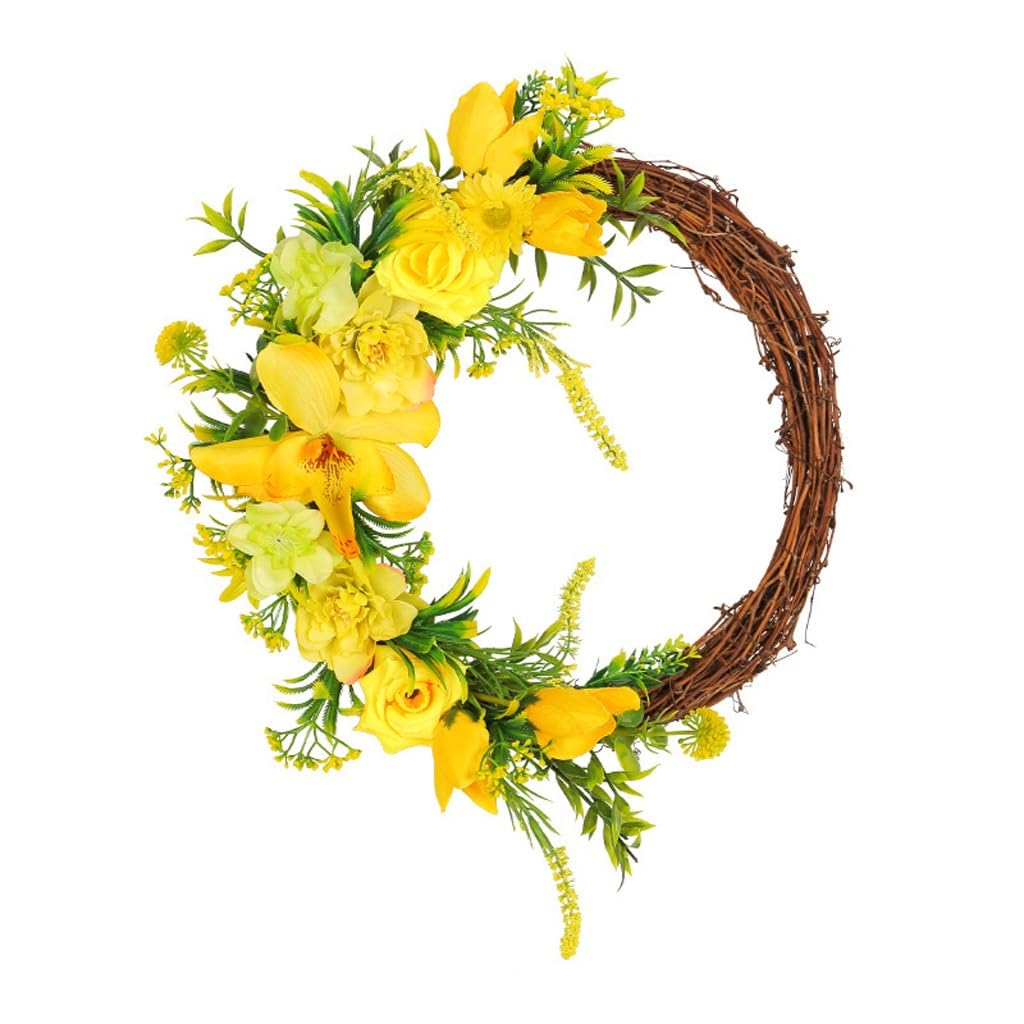 Branches de roses jaunes pour décorer une porte extérieure en rotin naturel