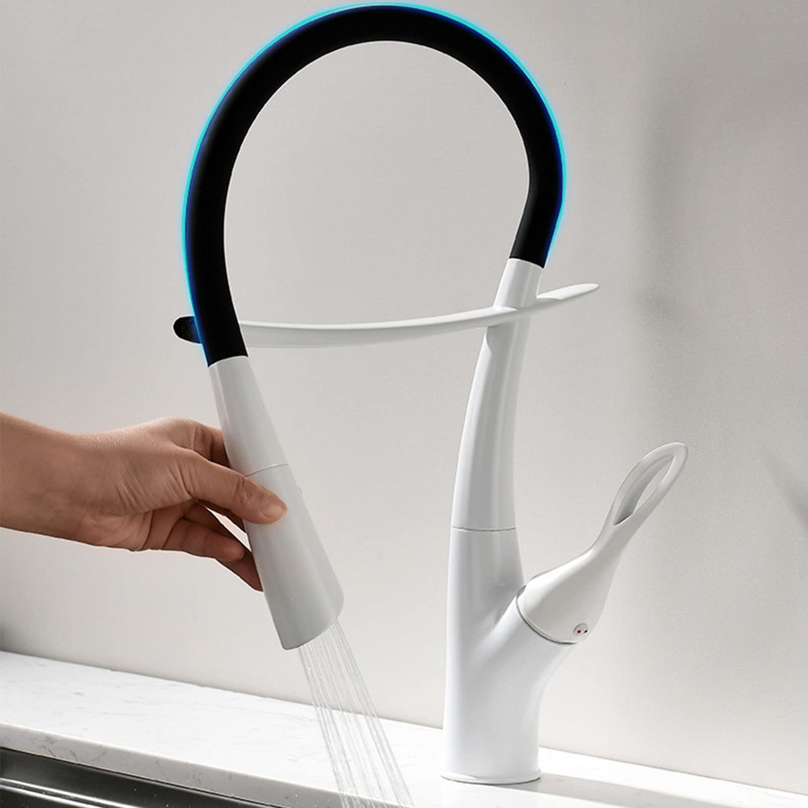 un grifo de agua enlatado en la pared, Grifo de cocina extraíble con rociador, monomando, giratorio 360 grados, latón(Black)