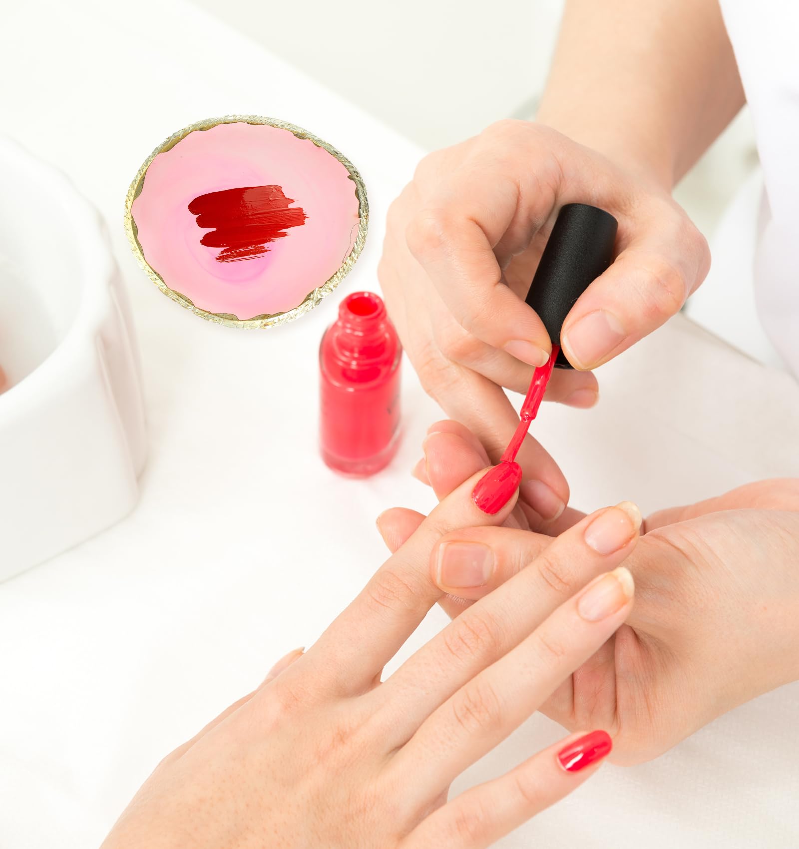 Lot de 2 accessoires de design d'ongles - Aspect agate blanc et rose - Avec bord doré - Résine de qualité supérieure - Prêt à l'emploi - Pour le nail art - Cadeau pour femme et fille - Bricolage