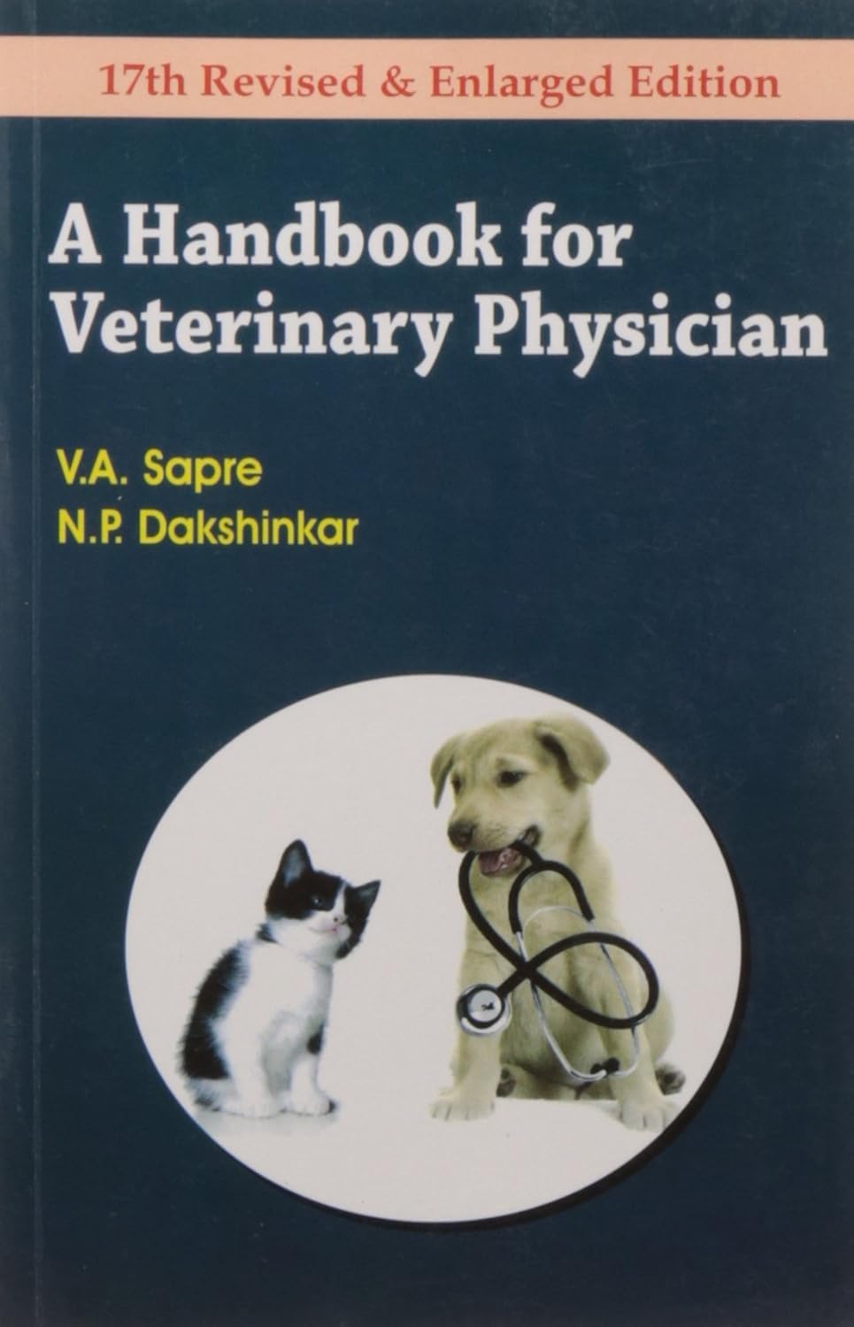 HANDBOOK FOR VETERINARY PHYSICIAN Paperback – 1 January 2020