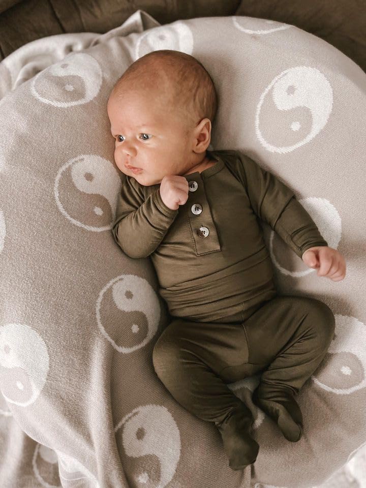 Image of Stroller Society Baby Outfit Set, Soft Baby Clothes, Neutral Newborn Clothes