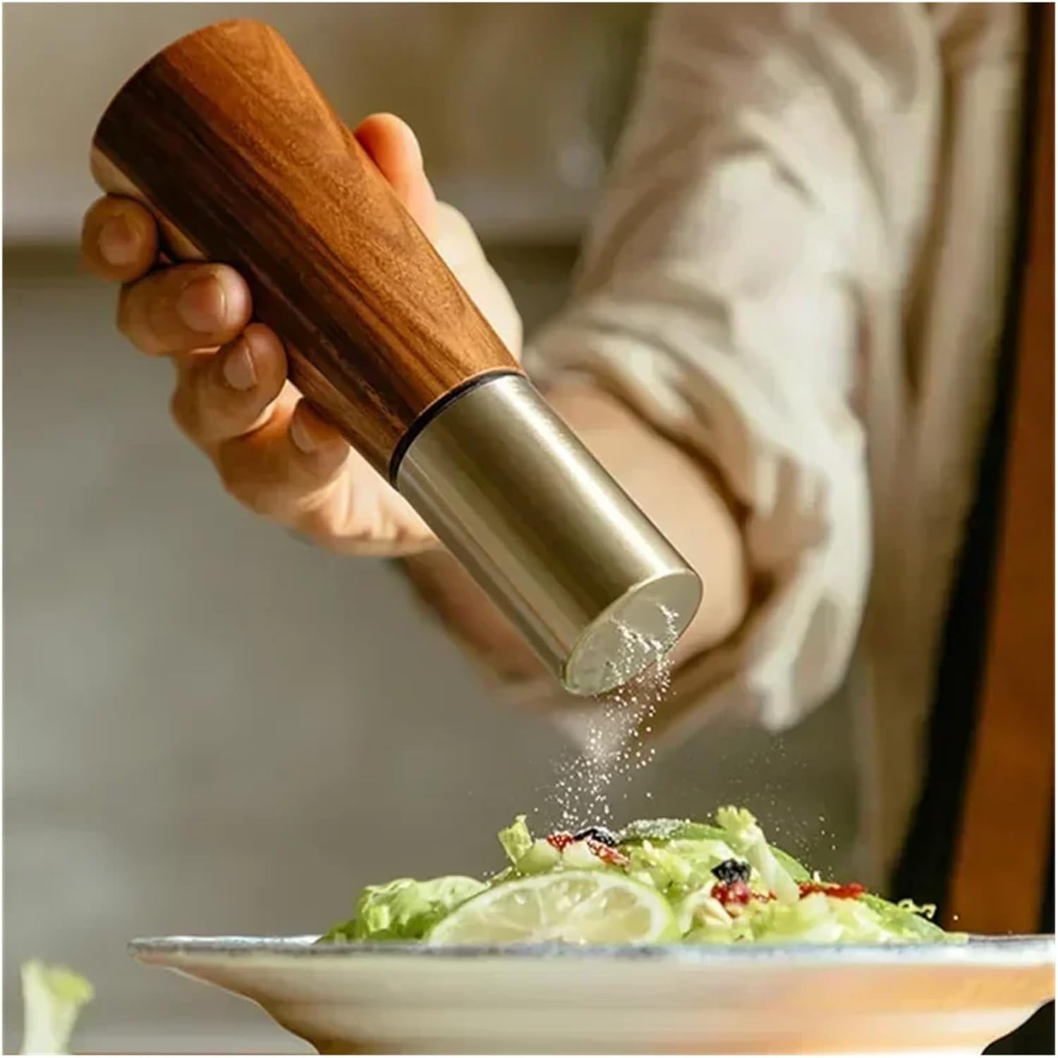 Peppercorns Grinder Sea Salt Grinding Bottle Wooden Home(Black)