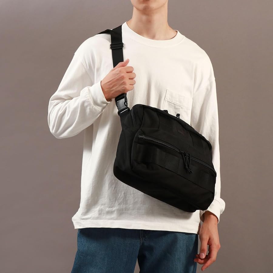 BRIEFING DELTA SLASHER　M　ショルダーバック　黒 BRIEFING 最大42%☆11/11限定 日本正規品 ブリーフィング