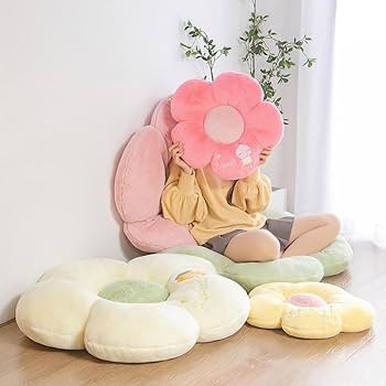 クリーム色のソファと花型クッション 61ybw-x0aYL._UF350,350_QL80_.jpg