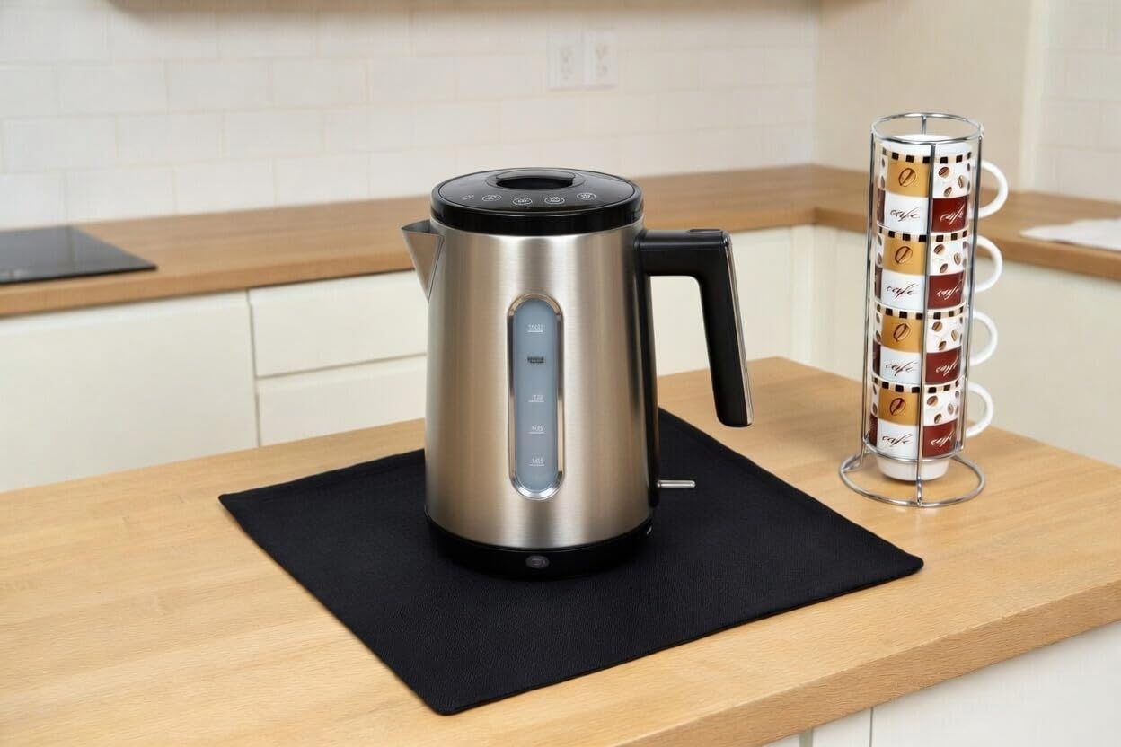 FireMat Black Edition 60x70cm, Feuerfeste Unterlage für Elektrogeräte wie Kaffeemaschinen, Mikrowelle, Wasskocher, Airfryer, Kochen auf Induktionsherd möglich.