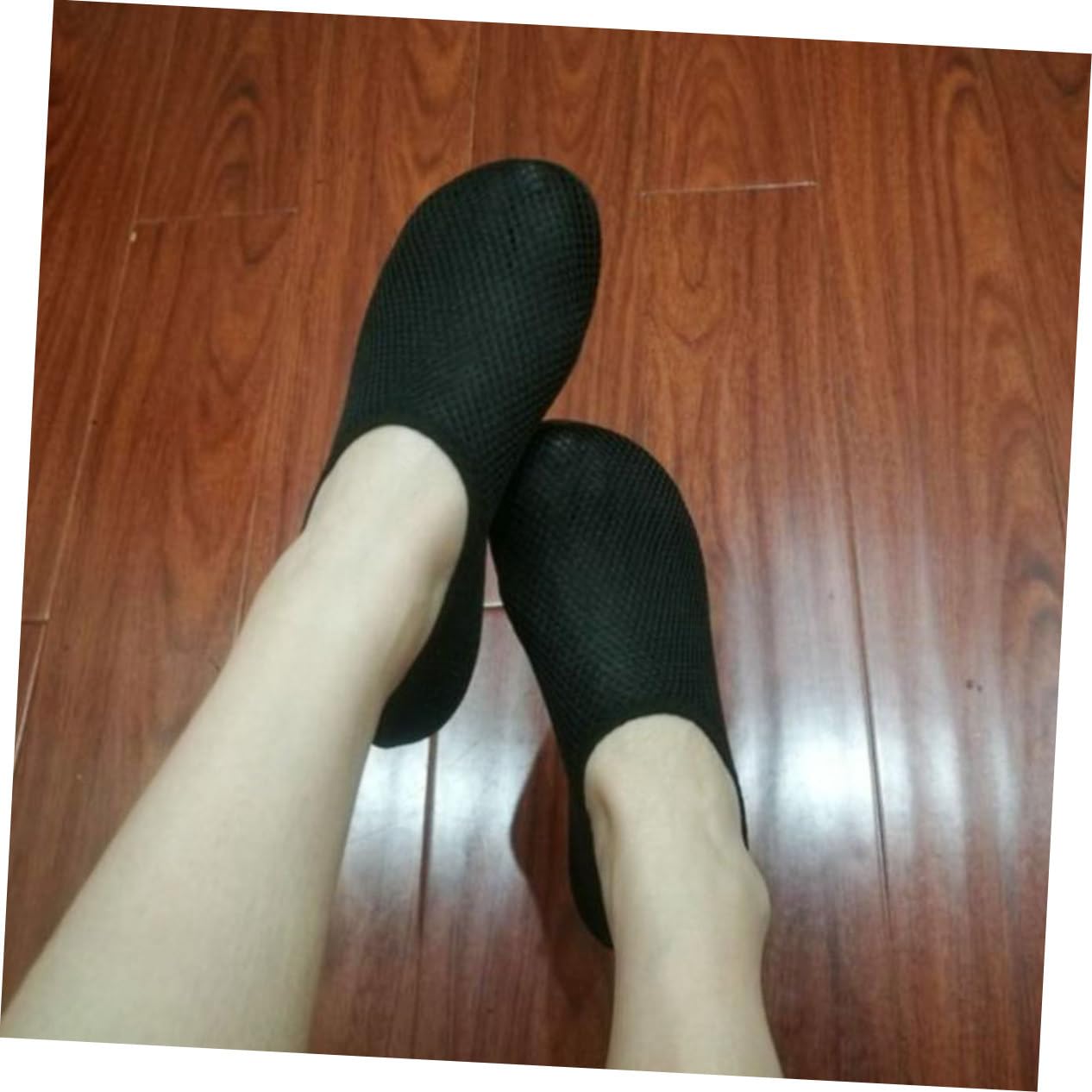 Didiseaon 1Pair Non Slip Silicone Socks for Yoga Pilates Dance Fitness Thickened Room Socks Black Enhanced Stability Balance for Home and Workouts