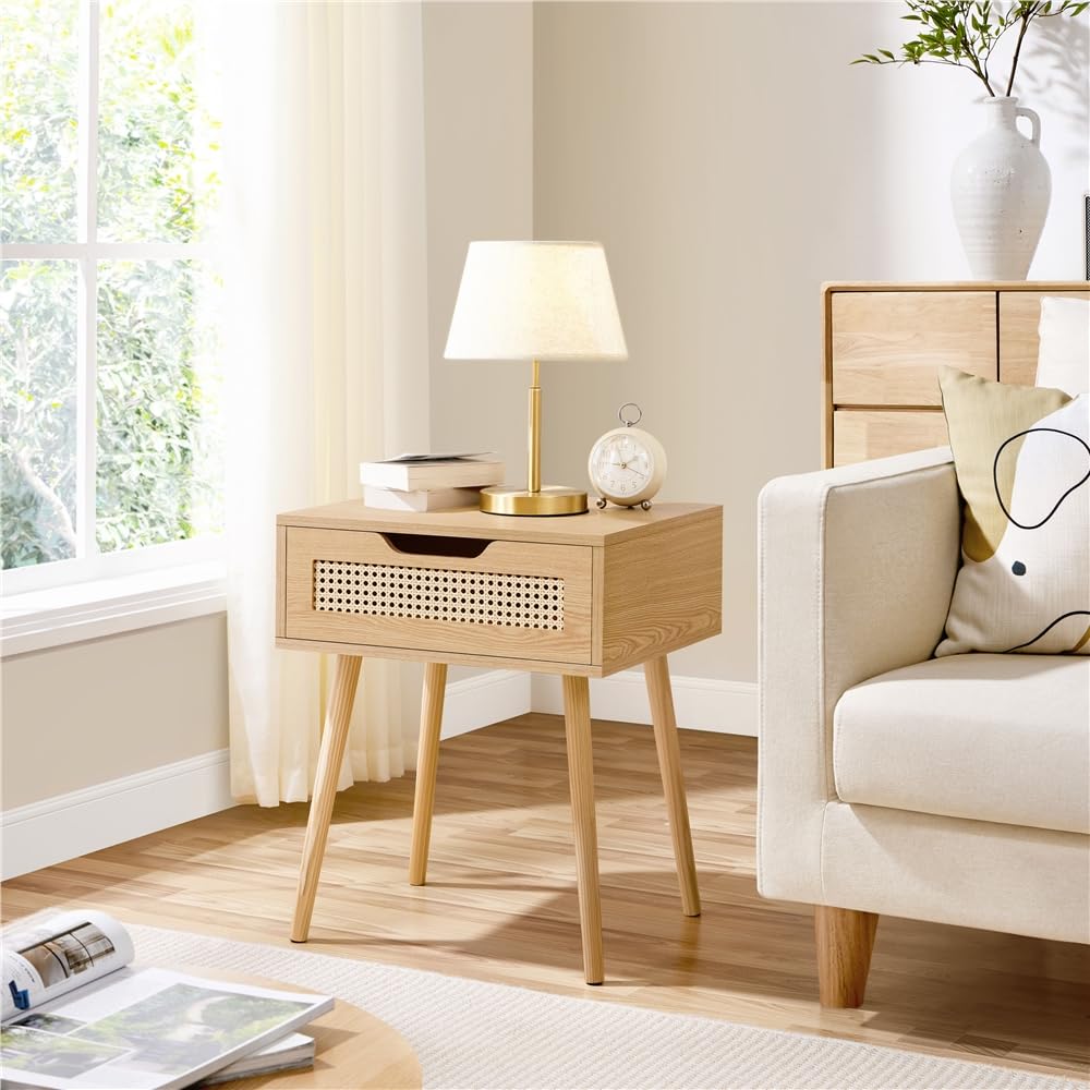 Yaheetech Comodino da Camera da Letto Comodinio con Cassetto in Rattan Comodino da Notte Stile Scandinavo Organizzatore da Letto Moderno Tavolino da Salotto in Legno 48,5 x 41 x 57,5 cm Marrone Chiaro