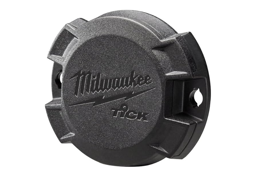 mi EVERYDAY I LIKE 6123592B8 Amazon Basics 145-Piece Mechanic Tool Kit with Storage Case