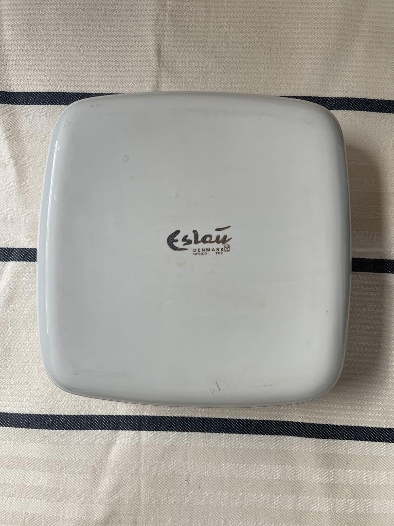 Eslau Danish Au Gratin Dish by Tomoko Ishiguro