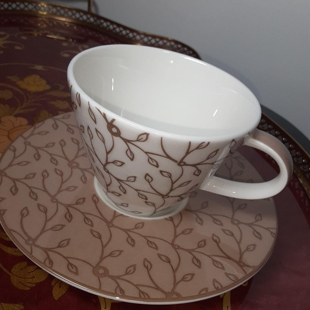 ビレロイ＆ボッホ「ゴールデンガーデン 」プレート 2枚&ティーカップソーサー２客 ビレロイ＆ボッホ「ゴールデンガーデン 」プレート 2枚&ティー