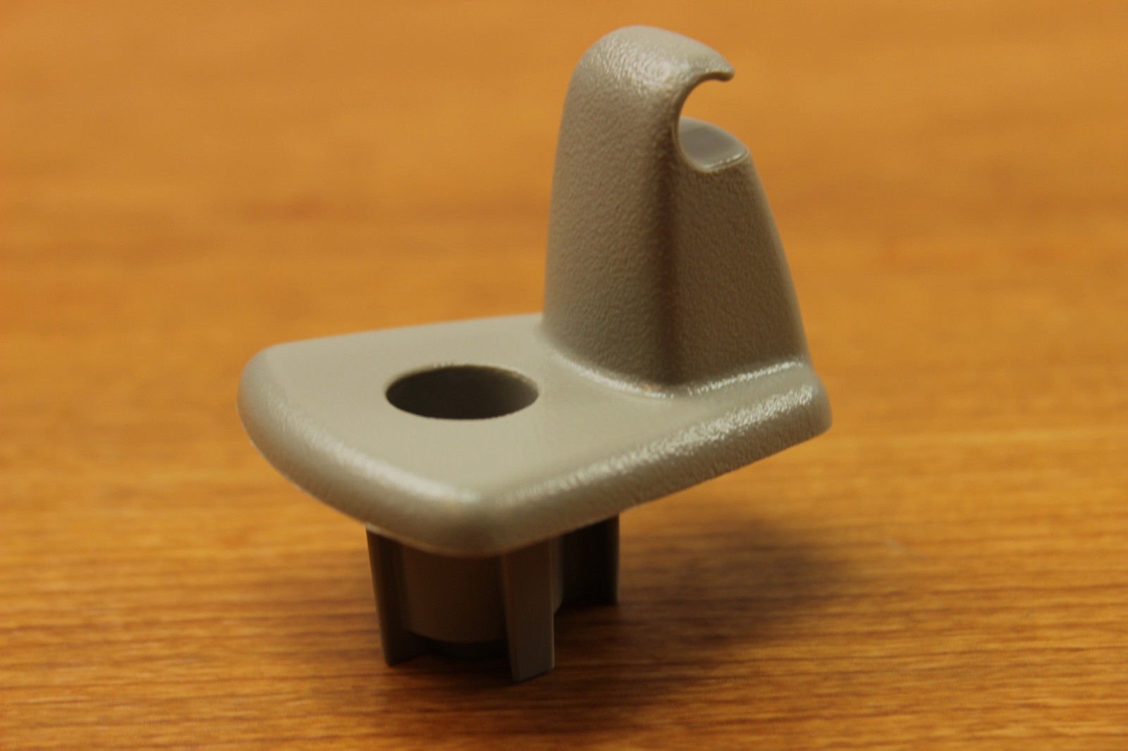 Mopar Dodge Charger Magnum Chrysler 300 Sun Visor Replacement Clip OEM