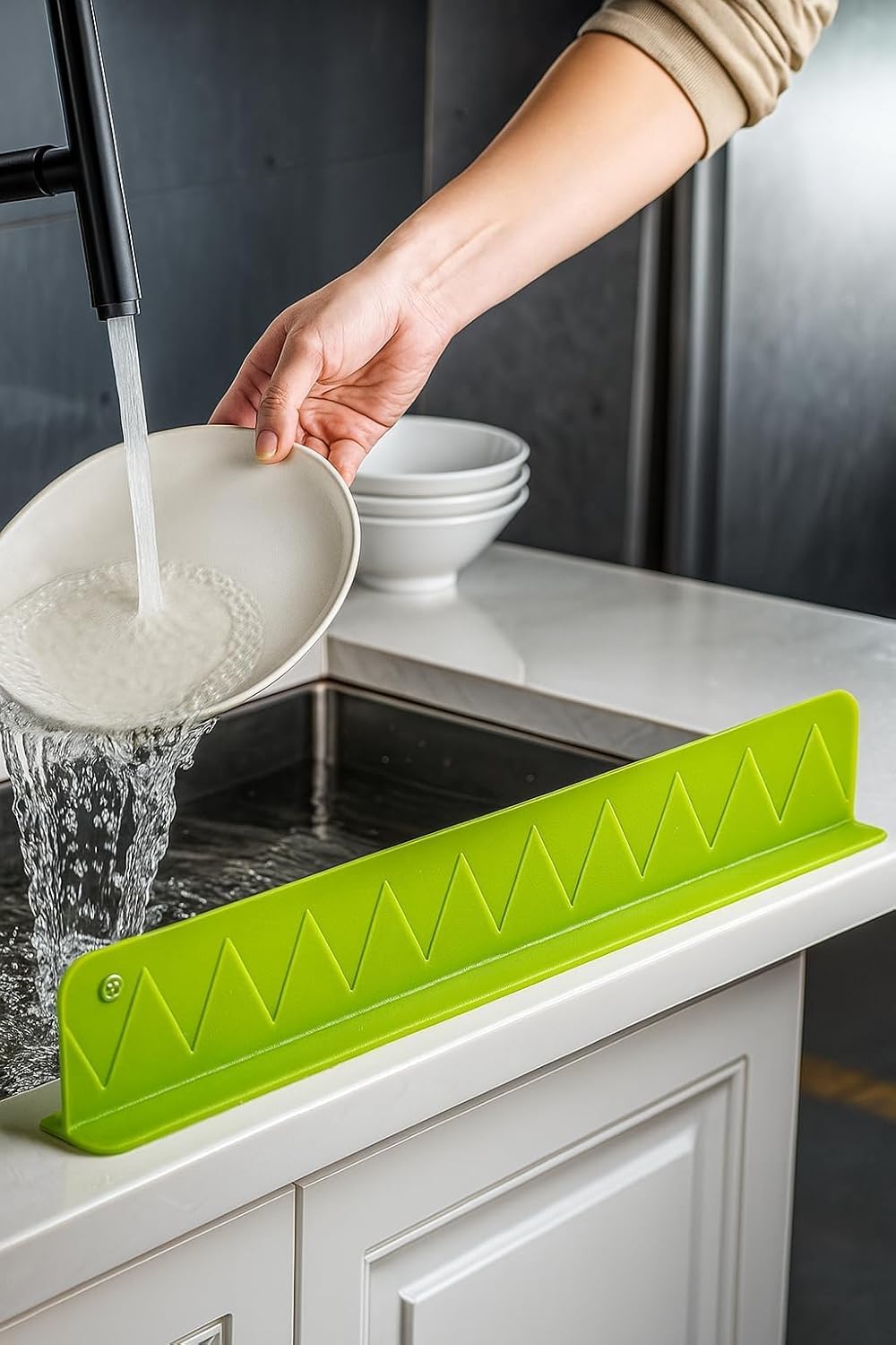 2 Pcs Sink Anti-Splash Baffle | Countertop Silicone Suction Cup | Splash Guard, Kitchen Water Baffle Plate Splash Guard | Anti-Splatter Board | Blocking Barrier | Kitchen Tools (Multicolor)-image-40
