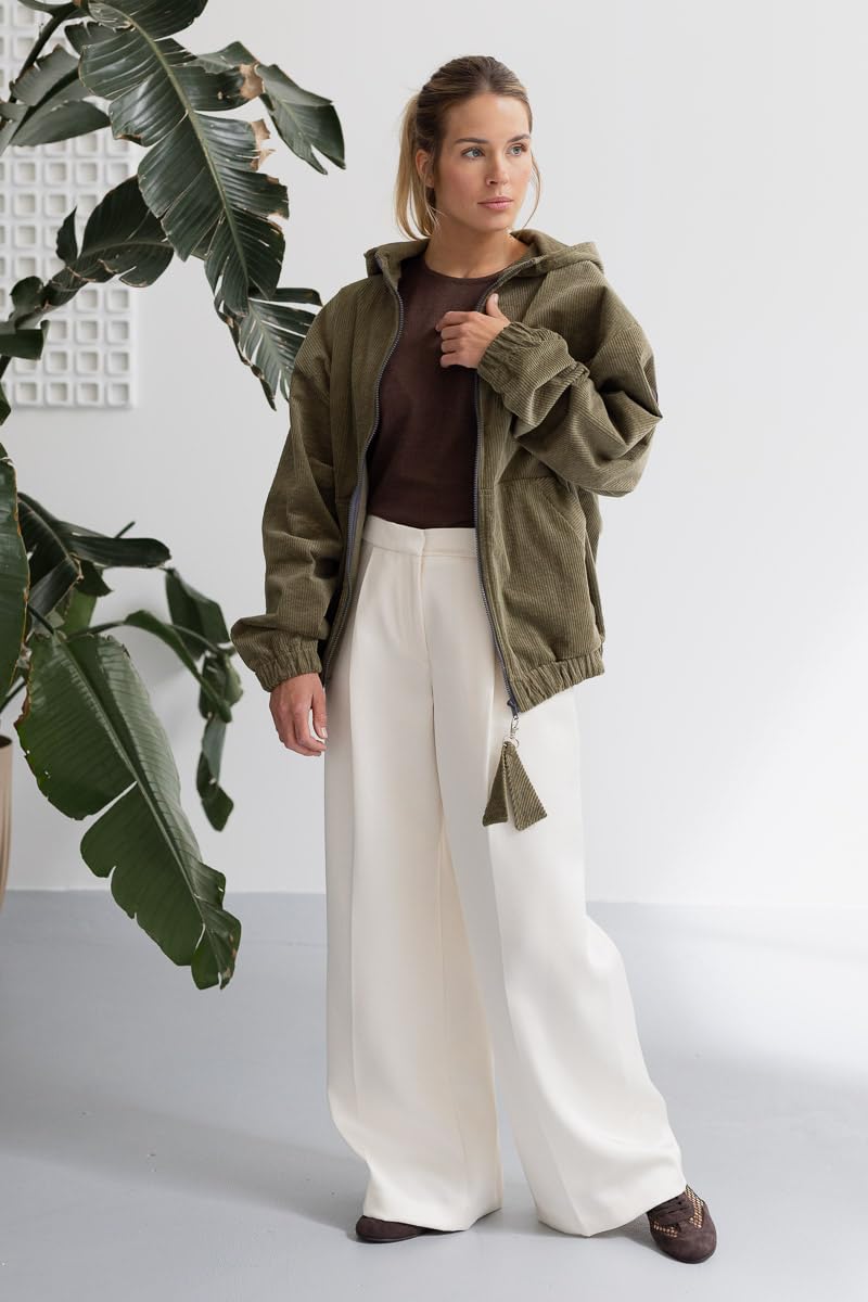fun2bemum Cordjacke 3 in 1 Tragejacke Baby Umstandsjacke Oversize Herbstjacke für Mama mit Babytrage aus Baumwolle mit Einsatz (Groß, Olive)