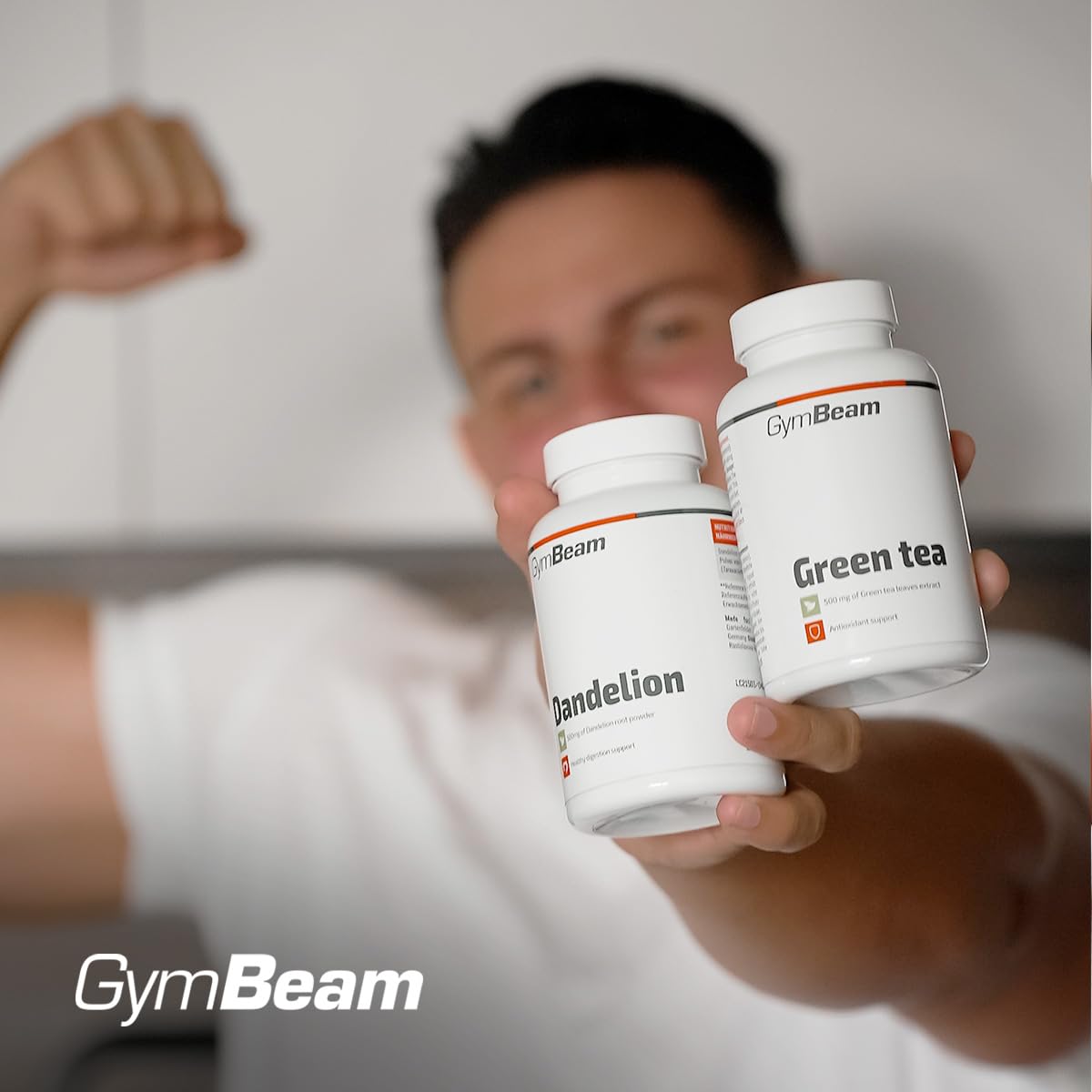 GymBeam Tè Verde - 500 mg - Integratore Naturale in Capsule con EGCG e Caffeina, Estratto 20:1 per Metabolismo, Controllo del Peso e Energia (120 cps)