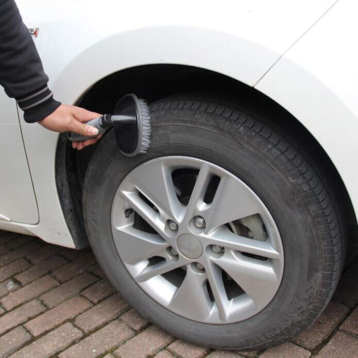 Pivalo PVCTCB1 T-Type Car Tire Cleaning Brush Scrubber with Antislip Handle Multi-Functional SUV Tyre Wheel Rim Hub Washing Cleaner - Image 4 thumbnail