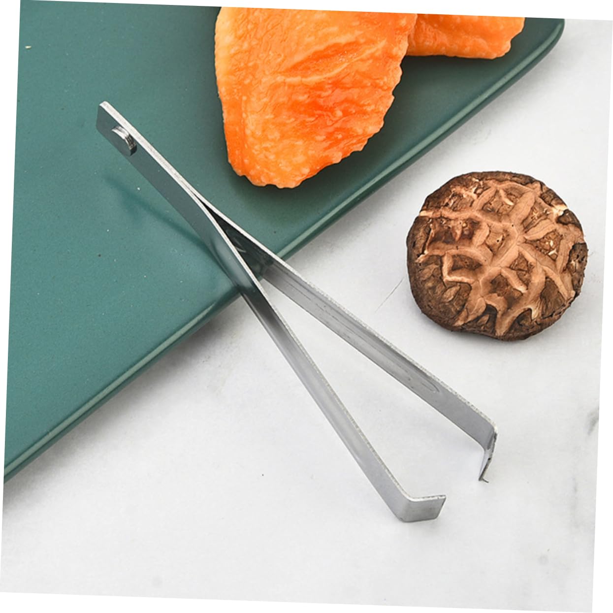 KICHOUSE 2-piece Multi-functional Garlic Peeler Tool Easy Peel Garlic Skin Remover Stainless Steel Small Plier for Kitchen