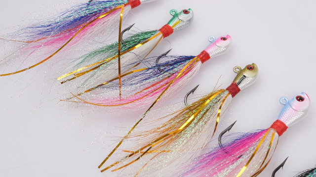 Amazon.com : Bucktail Jigs Saltwater Fishing Jigs,9pcs Bucktail Lures  Teaser Hooks Surf Fishing Jig Heads with Tail 20pcs Snaps for Saltwater  Freshwater Bass Flounder Striper Bluefish Halibut Redfish : Sports &  Outdoors