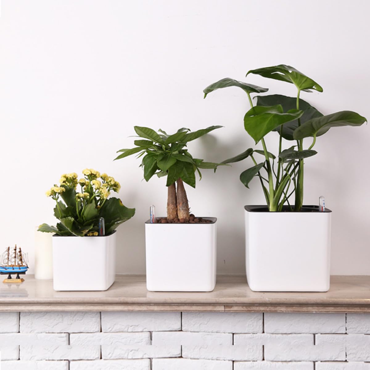 Housoutil Vaso da Fiori Autoirrigante Quadrato in Plastica Bianco 12 CM Set 4 Pezzi con Doppio Contenitore Staccabile Nilometro Galleggiante e Corda di Cotone per Riserva D’Acqua Porta