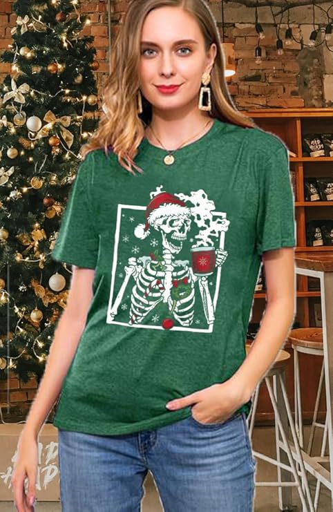 Graphic Christmas Tee with Joggers