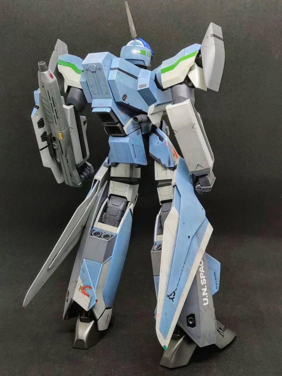 Amazon.co.jp: ハセガワ1/72〈マクロスプラス〉YF-19バトロイド