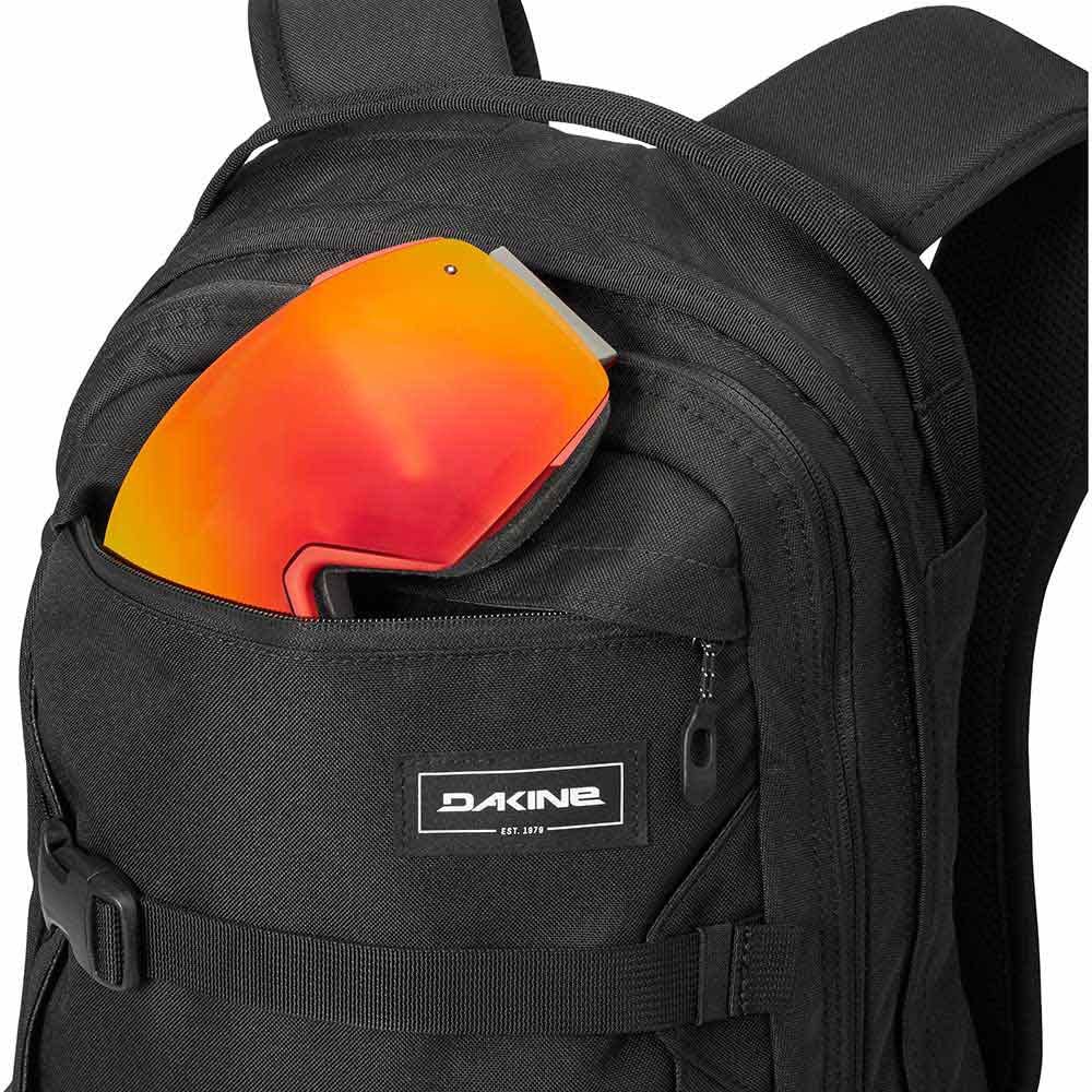 Amazon.com : Dakine Mission 25L - Black, One Size : Sports & Outdoors