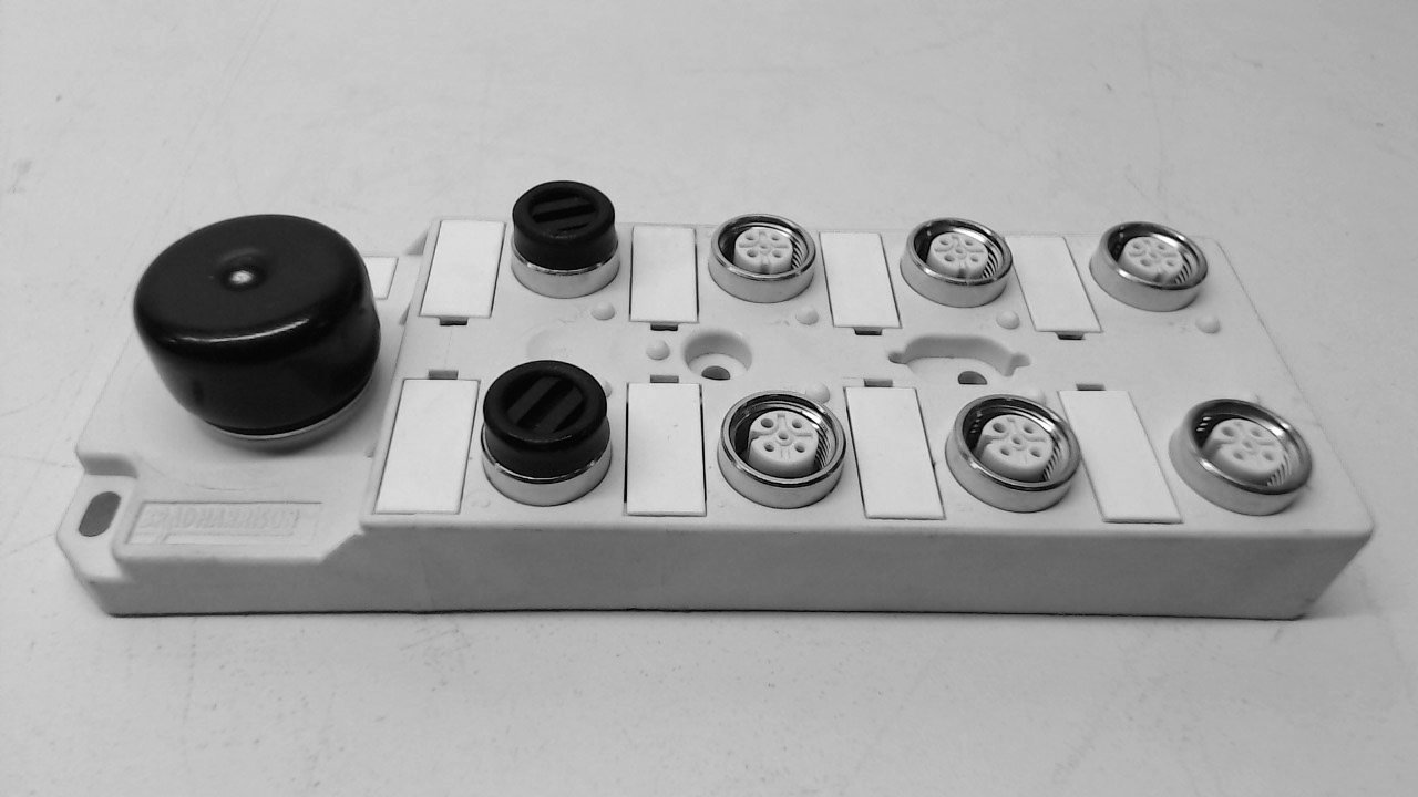 Balluff C04t8l23 Multi Port Block 8 M12 Connector 5 Pole Female 1 M23