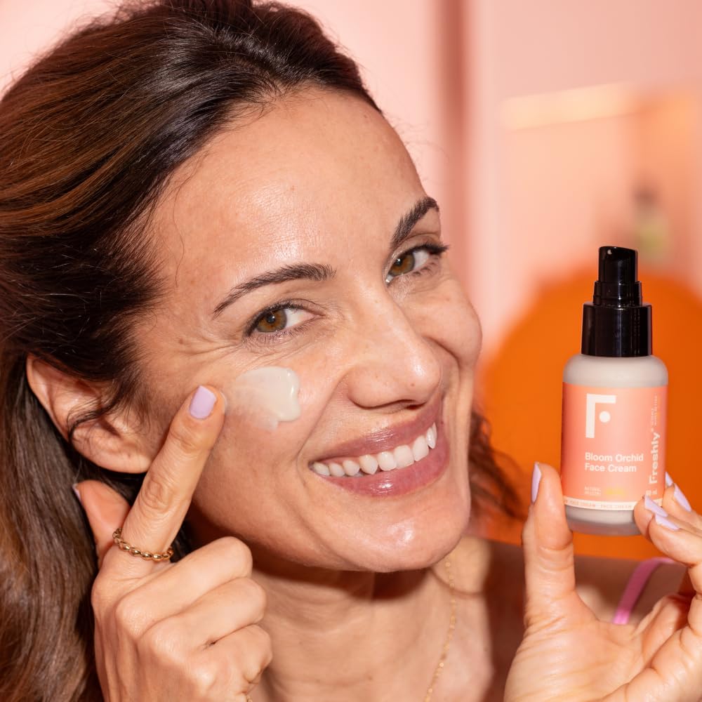 Freshly Cosmetics Sérum pour le visage et crème hydratante Vitamin Complex Facial Plan, 30ml 50ml