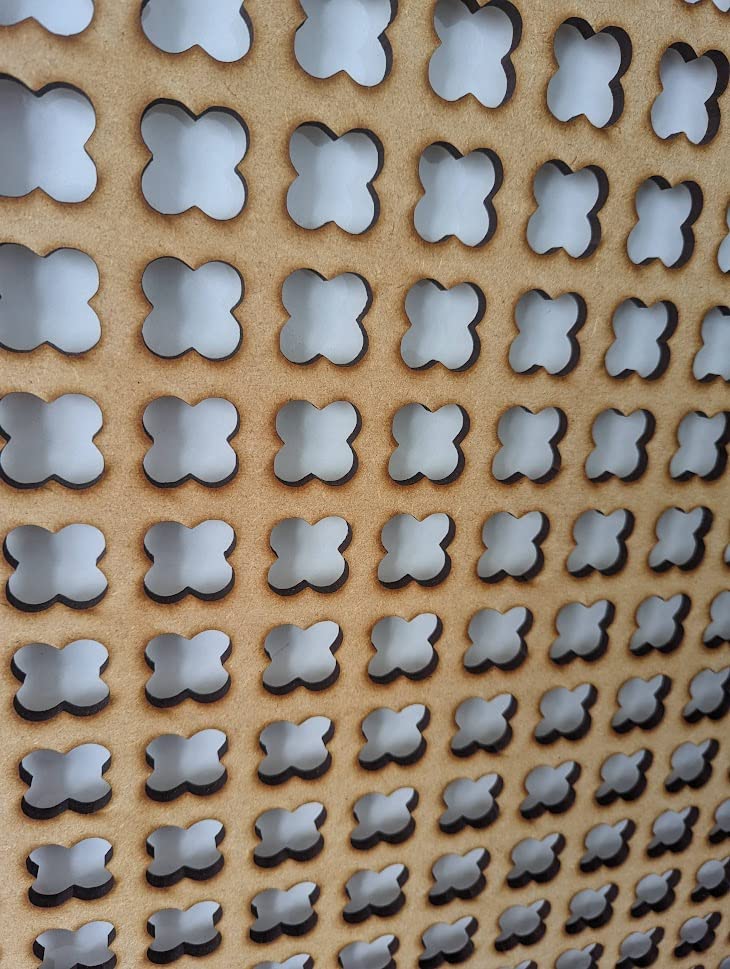 Dekoratives Heizkörper-Sichtschutzgitter Aus MDF – 1200 X 610 Mm | Perforiertes D1-Muster | 3 Mm Stärke | Lasergeschnitten