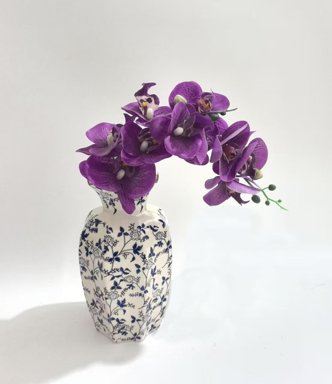 Chinoiserie Vase,Vintage Blue and White Ceramic Vases,Chinoiserie Floral Vase for Living Room, Bookshelf, Office,Home Decors,Grand Millennial Decor Willow Flower Vases Decor (Large Size)