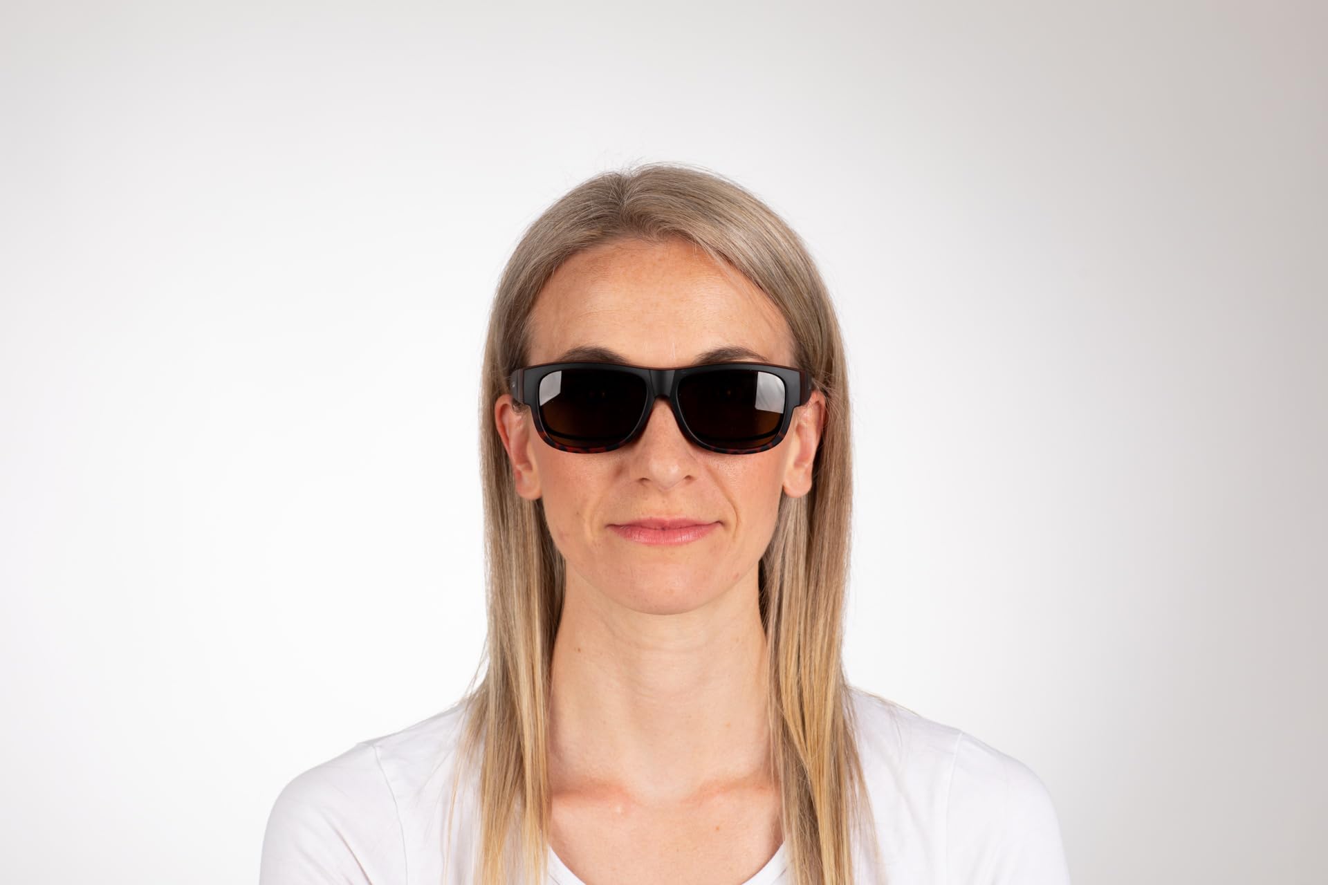 DanCarol DC-POL-2018-C4-R-Die Überbrille, ideal für Brillenträger die auf Ihre normale Sehhilfe -Für Schmales Gesicht