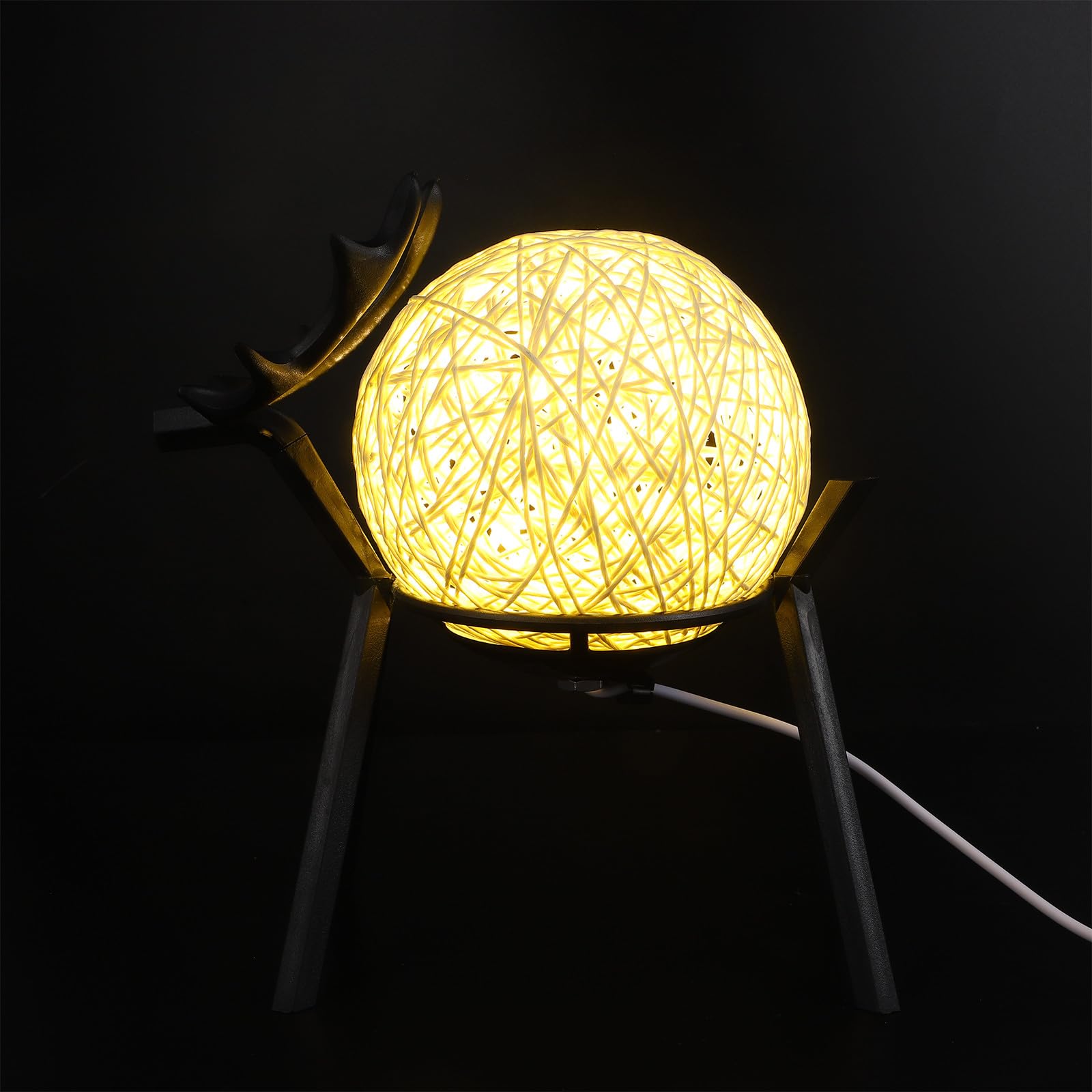 Homoyoyo Lampada da Tavolo LED USB Luce Notturna a Sfera di Rattan Regolabile Decorazione Luminosa per Camera da Letto e Soggiorno Luce Notturna Creativa per Ambienti Domestici
