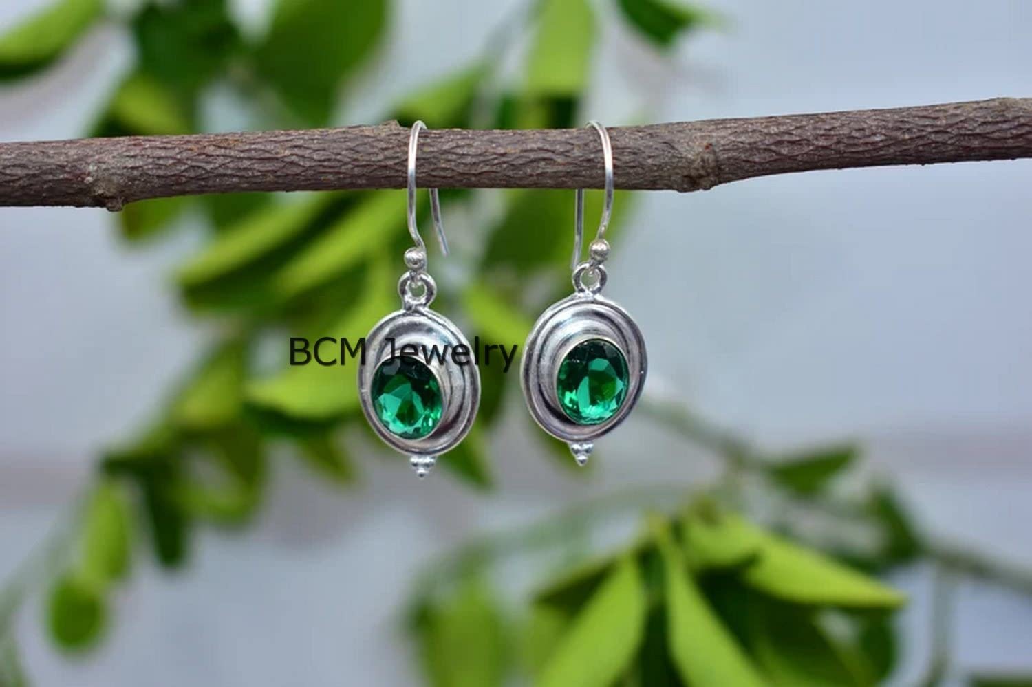 Pendientes de plata de ley 925 para mujeres y niñas, piedra natal de mayo, pendientes de regalo de dama de honor, esmeralda, pendientes de piedras preciosas, regalo de Navidad para ella