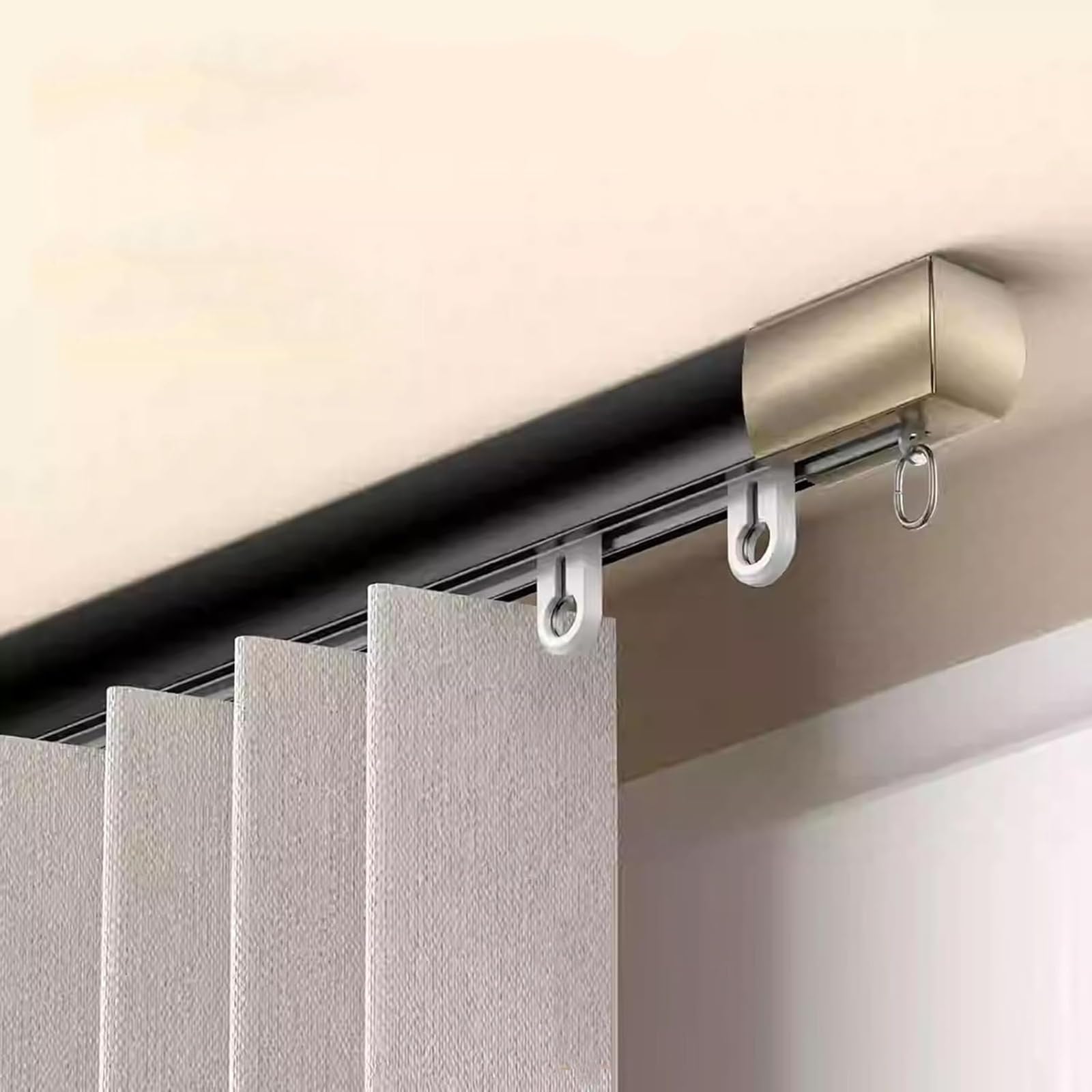 Aluminiowy karnisz, pojedynczy karnisz, do przegrody pokoju, na balkon, prywatność, uchwyt sufitowy lub ścienny, 5 m (4 x 1,25 m), czarny, idealny do wystroju domu i zarządzania przestrzenią