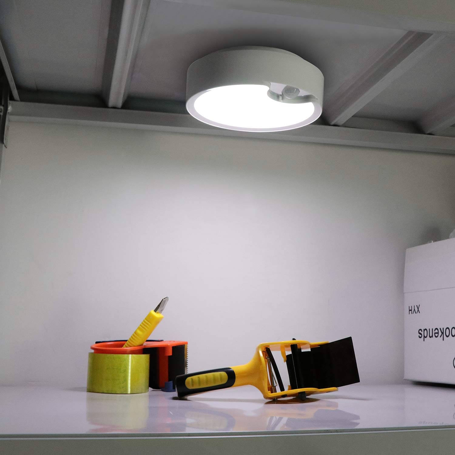 Motion Sensor Ceiling Light Battery Operated, Yurnero Battery Powered