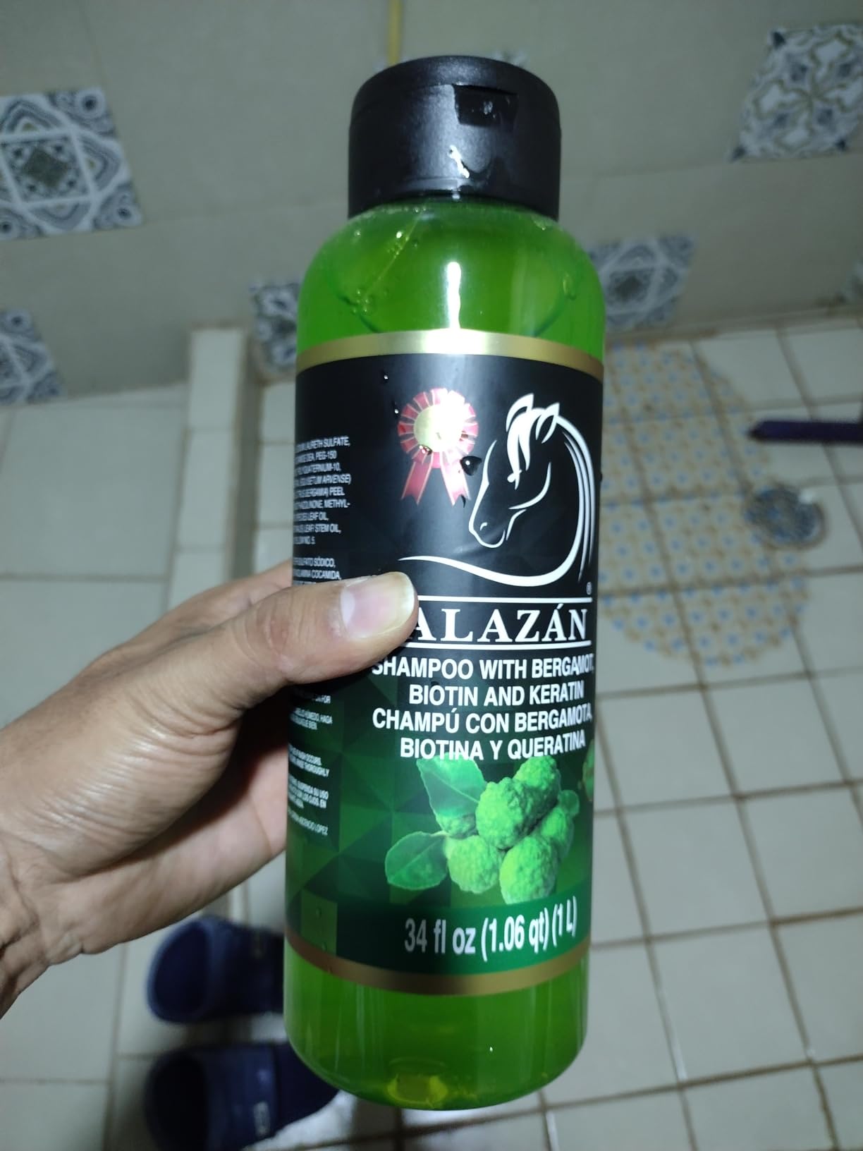 ALAZÁN SHAMPOO DE CABALLO PARA USO HUMANO, CON BERGAMOTA, BIOTINA Y