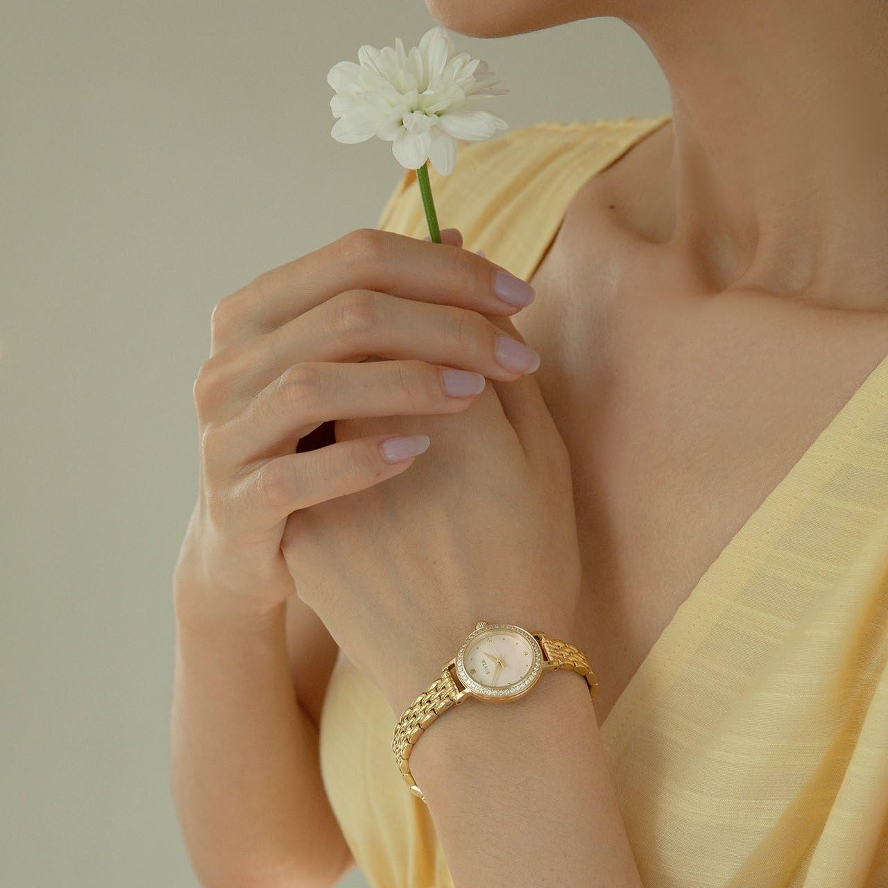 Venus Women's Watch, Stainless Steel Watch for Women with Steel | Link Remove Tools | or Leather Band, Crystal Encrusted, Gold Watches for Women with Gift Box for Women and Love Ones - Image 4