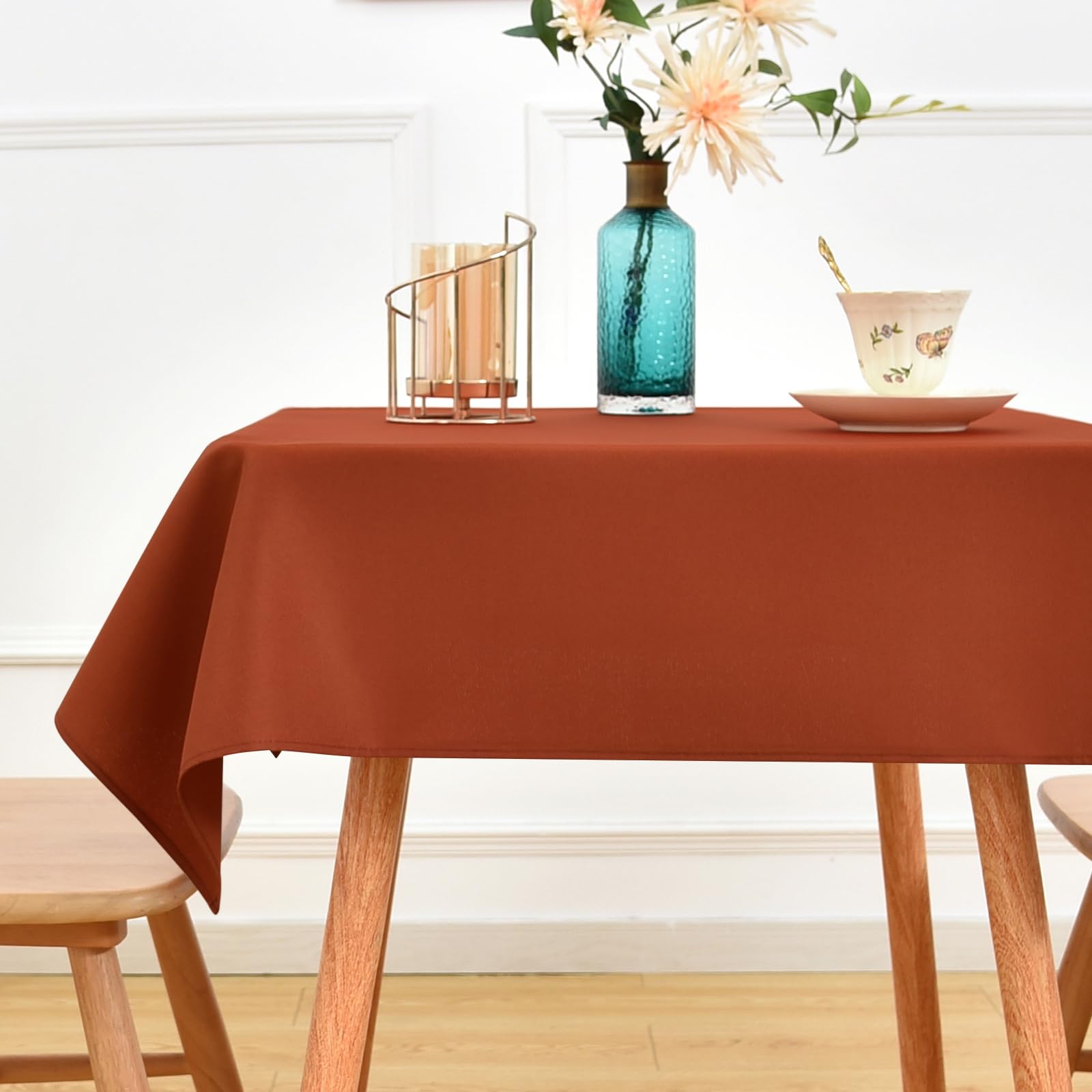 NEWISHER Rust Square Tablecloth Solid Color Tablecloths 107x107 cm