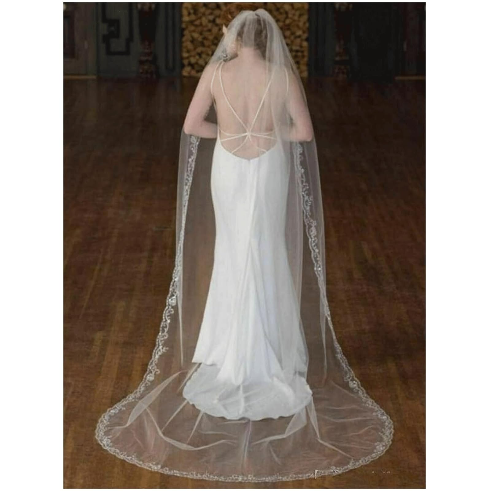 Bruidssluier Polyester sluiers 300 cm lengte sluier Glanzende pailletten Rand schouder sluier voor het maken van foto's Elegante bruidssluier van tule