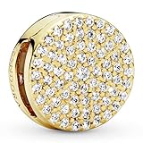 Bring Deinen Look mit der klassischen Kombination aus 14 Karat vergoldeter Metalllegierung und funkelnden klaren Cubic Zirkonia noch mehr zum Strahlen