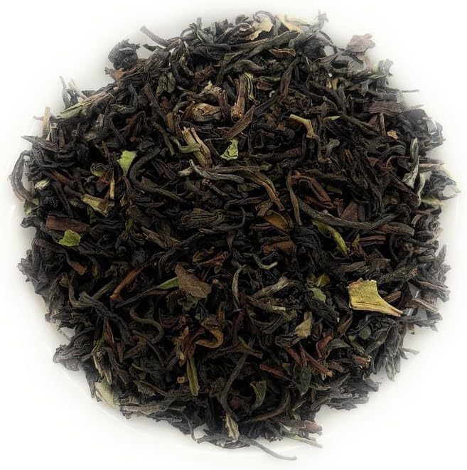 Siyacha Tea Darjeeling Second Flush Tea|100g Pouch|Long Leaf Muscatel Tea|Season Fresh SFTGFOP1 Loose Leaves Blend|Makes 50 Cups(Approx)