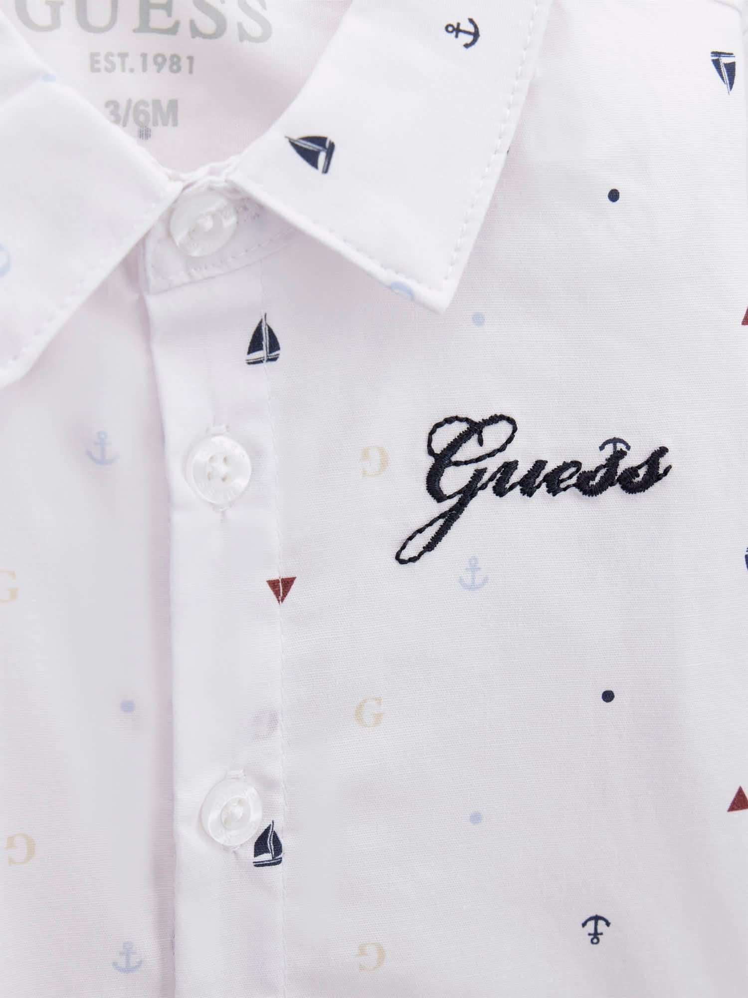 GUESS Langärmeliges Shirt, Weste und Shorts, 3-teiliges Kleidungsset für Babys und Kinder