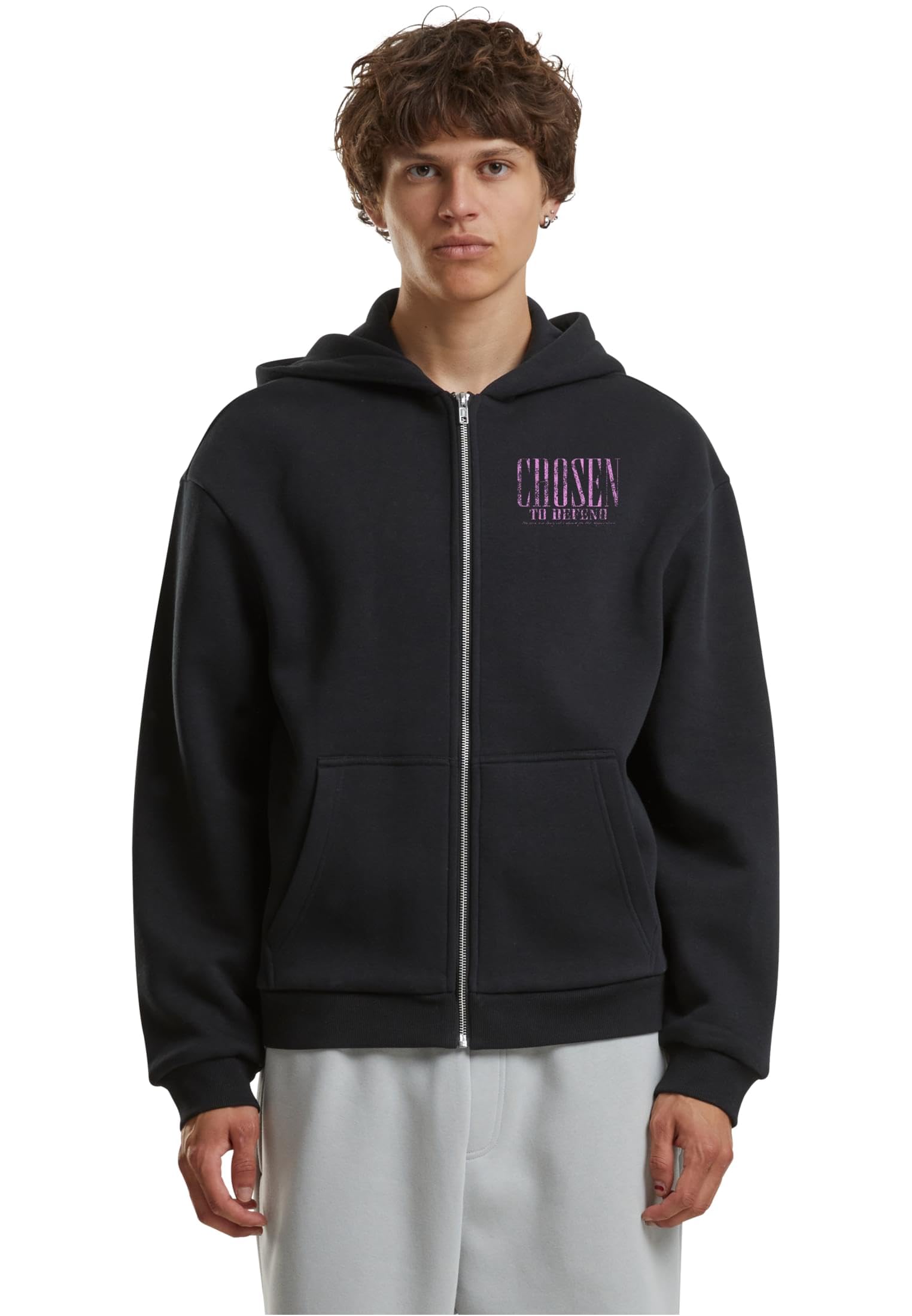 Mister Tee Męska bluza z kapturem Chosen to Defend Fluffy Zip – Regular Fit Hoodie z nadrukiem aniołka i zamkiem błyskawicznym, czarna, XL