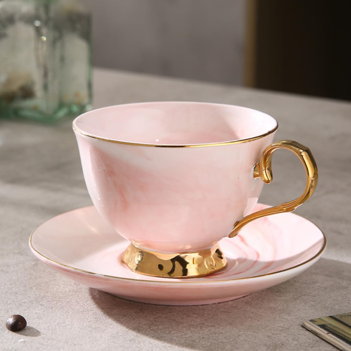 Tofficu Tasse à Café en Céramique Marbrée 250 Ml Nordic avec Soucoupe Rouge et Or, Set Café Maison Bureau, Ensemble Tasse et Soucoupe pour Jus Thé